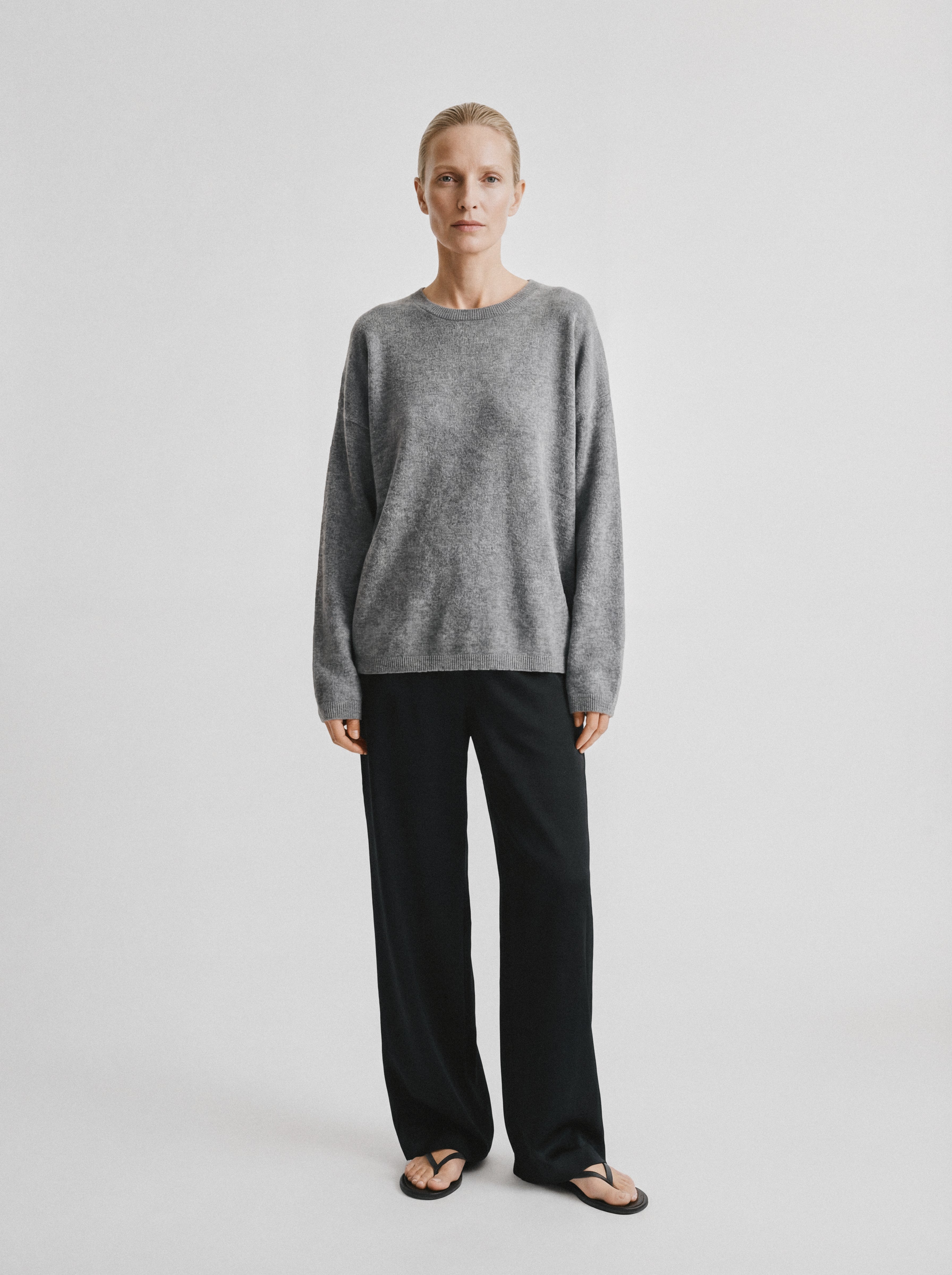 Relaxed Silk Cashmere Knit Sweater Grey