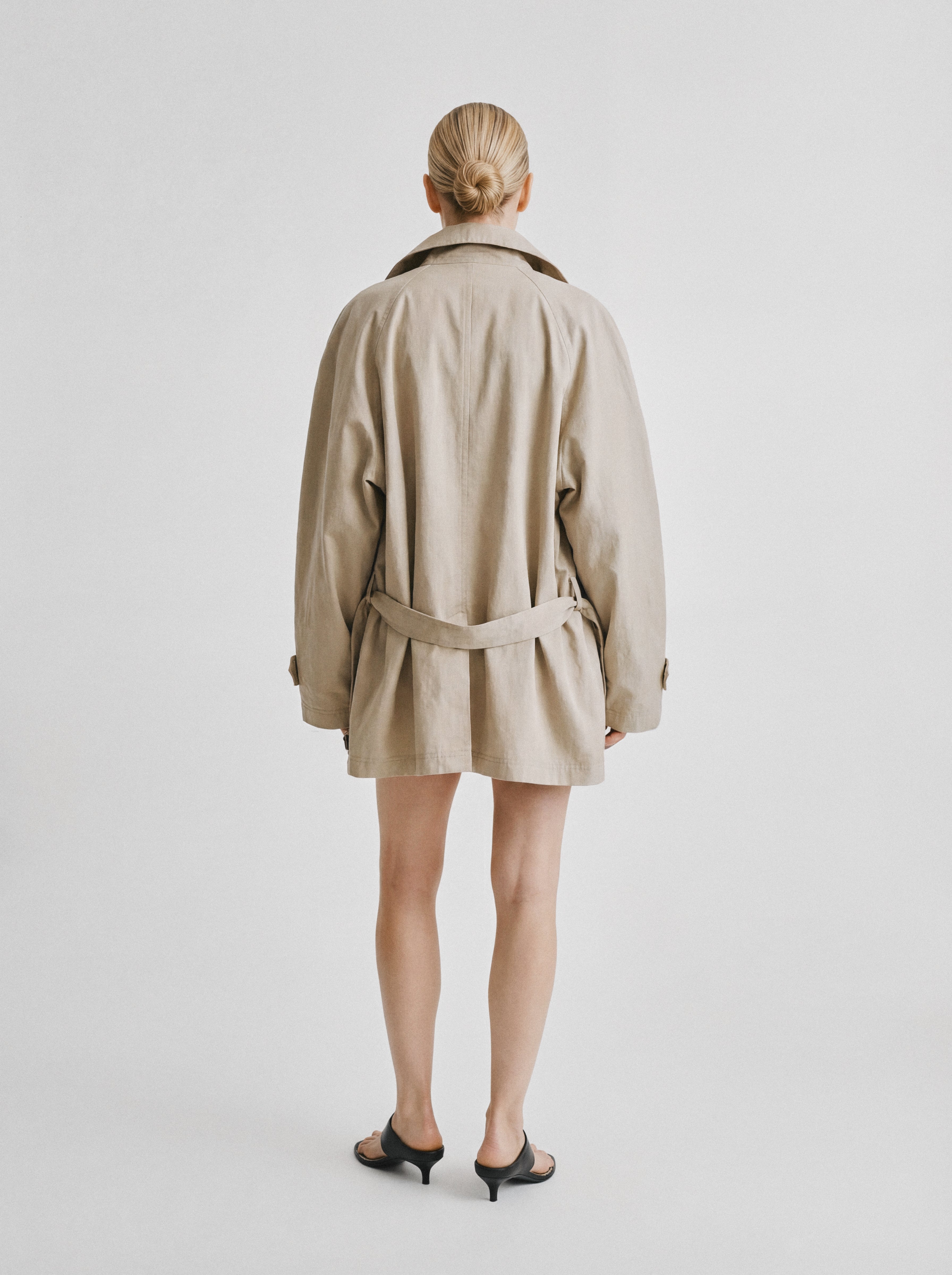Relaxed Raglan Trench Jacket Beige